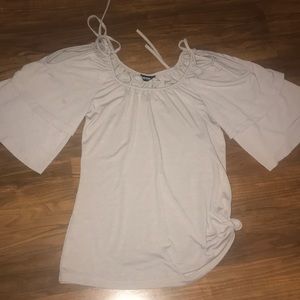 Clocolor cold-shoulder blouse